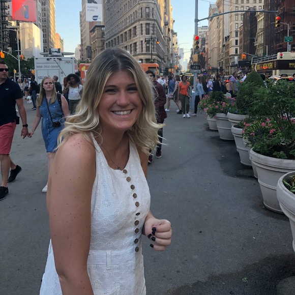 Meet your Posher, Sydney - Picture 1 of 1